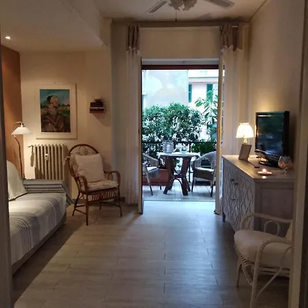 Apartamento La Casetta - Near The Sea & Free Parking *