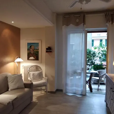 Apartamento La Casetta - Near The Sea & Free Parking *