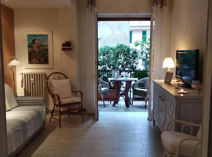 Apartamento La Casetta - Near The Sea & Free Parking *